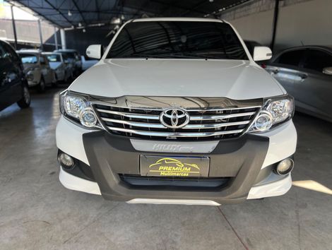 Toyota Hilux SW4 SR 4x2 2.7/ 2.7 Flex 16V Aut.