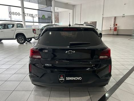 Chevrolet Onix 1.0 LT (Flex)