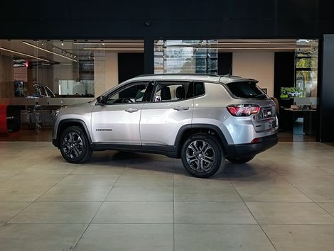 Jeep Compass 1.3 T270 Longitude (Aut)