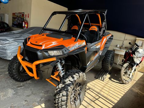 POLARIS RZR XP TURBO 4x4 (UTV)