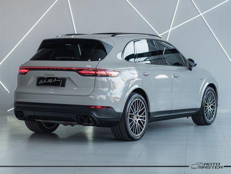 Porsche Cayenne E-Hybrid 3.0 V6 462cv