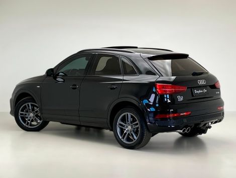 Audi Q3 Black Ed. 1.4 TFSI Flex/Black S-tron.