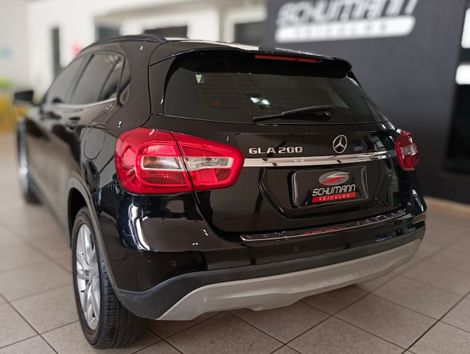 Mercedes GLA 200 Advance 1.6/1.6 TB 16V Flex Aut.