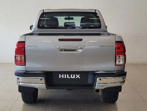 Toyota HILUX SR