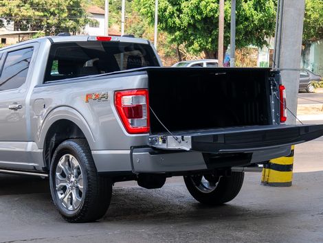 Ford F-150 Platinum 4x4 5.0 V8