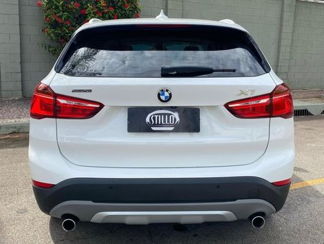 BMW X1 SDRIVE 20i X-Line 2.0 TB Active Flex