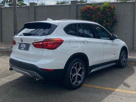 BMW X1 SDRIVE 20i X-Line 2.0 TB Active Flex