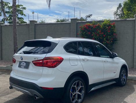 BMW X1 SDRIVE 20i X-Line 2.0 TB Active Flex