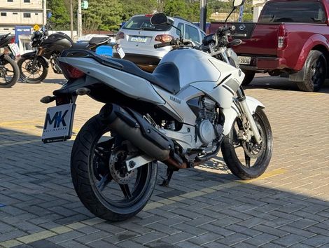 YAMAHA YS 250 FAZER/ FAZER L. EDITION /BLUEFLEX