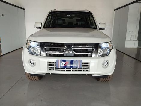 Mitsubishi Pajero HPE Full 3.2 4x4 T.I.Dies. 5p Aut