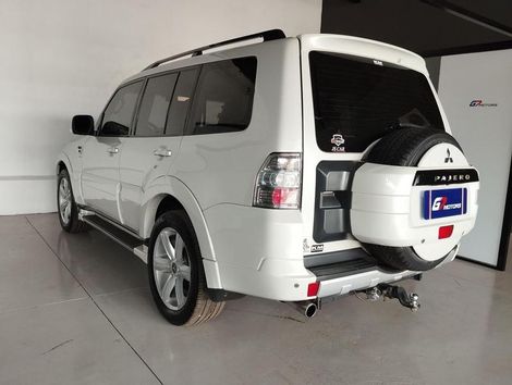 Mitsubishi Pajero HPE Full 3.2 4x4 T.I.Dies. 5p Aut