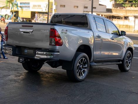 Toyota Hilux CD SR 4x4 2.8 TDI Diesel Aut.