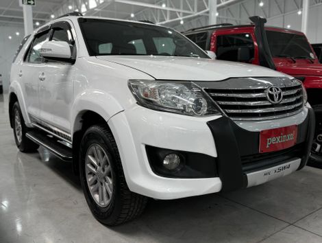 Toyota Hilux SW4 SR 4x2 2.7/2.7 Flex 16V Mec.