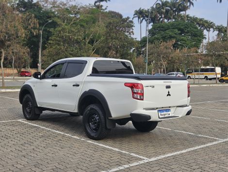 Mitsubishi L200 Triton Sport GLS 2.4 CD Diesel Aut.