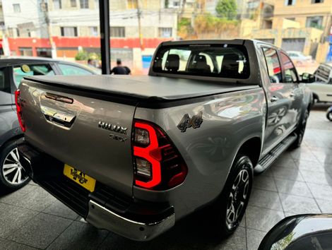 Toyota Hilux CD SRX 4x4 2.8 TDI 16V Diesel Aut.