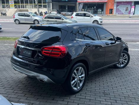 Mercedes GLA 200 Vision 1.6/1.6 TB 16V Flex Aut.