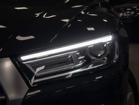 Audi Q5 Ambiente 2.0 TFSI Quattro S tronic