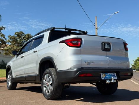 Fiat Toro Freedom 1.8 16V Flex Aut.