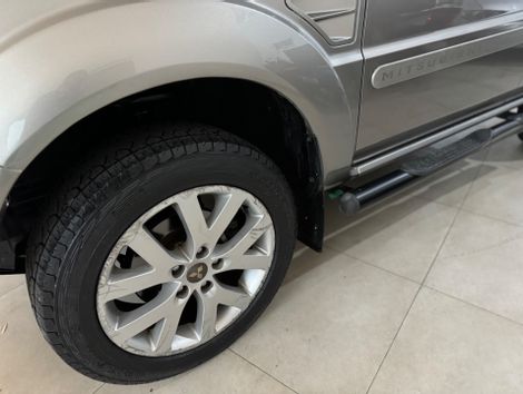 Mitsubishi Pajero TR4 2.0/ 2.0 Flex 16V 4x4 Aut.