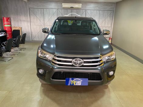 Toyota Hilux CD SRX 4x4 2.8 TDI 16V Diesel Aut.