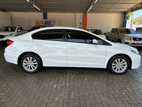 Honda Civic Sedan LXR 2.0 Flexone 16V Aut. 4p