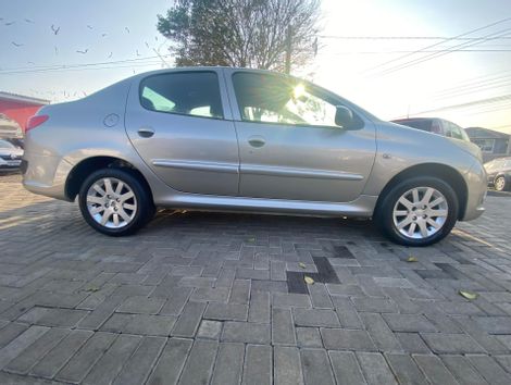 Peugeot 207 Sedan Passion XS 1.6 Flex 16V 4p Aut