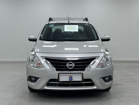 Nissan VERSA SL 1.6 16V FlexStart 4p Aut.