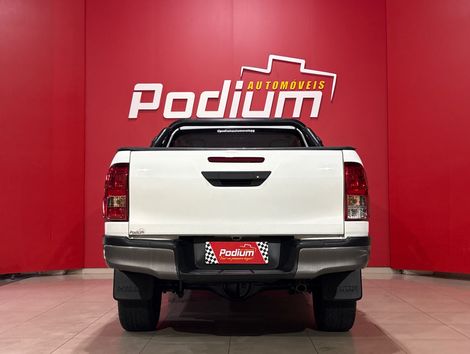Toyota Hilux CD 4x4 2.8 Diesel Mec.