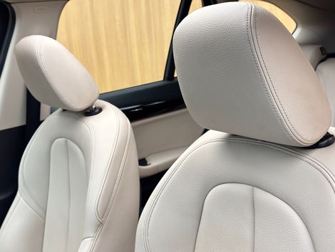 BMW X1 SDRIVE 20i X-Line 2.0 TB Active Flex