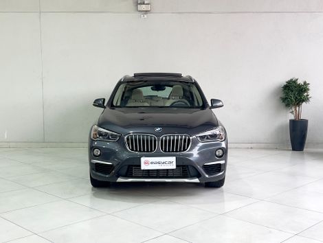 BMW X1 SDRIVE 20i X-Line 2.0 TB Active Flex