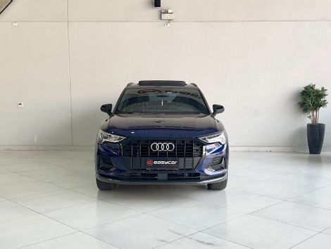 Audi Q3 Black Ed. 1.4 TFSI Flex/Black S-tron.