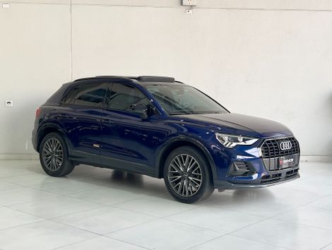 Audi Q3 Black Ed. 1.4 TFSI Flex/Black S-tron.