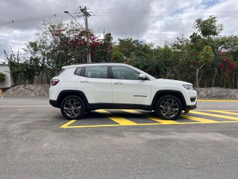 Jeep COMPASS LONGITUDE 2.0 4x2 Flex 16V Aut.