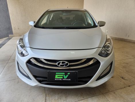 Hyundai i30 1.8 16V Aut. 5p