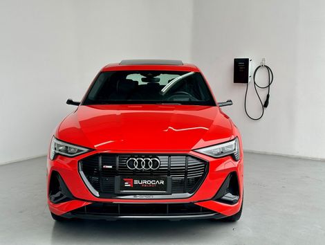 Audi E-TRON Performa. Black Aut. (Elétrico)