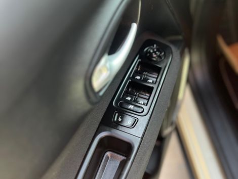 Jeep Renegade Sport T270 1.3 TB 4x2 Flex Aut.