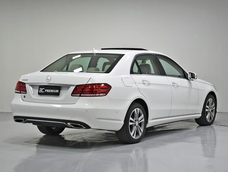 Mercedes E-250 CGI Avantgarde 2.0 TB 211cv Aut.