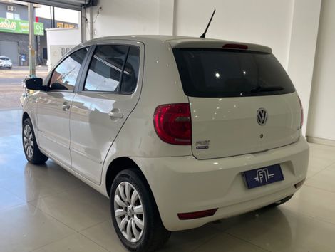 VolksWagen Fox 1.6 Mi Total Flex 8V 5p