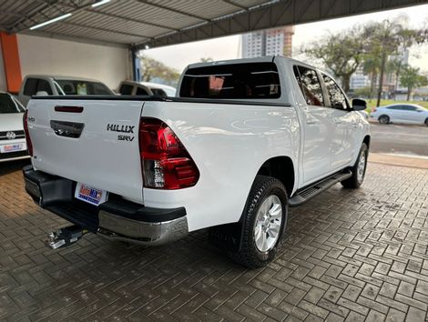 Toyota Hilux CD SRV 4x2 2.7 Flex 16V Aut.