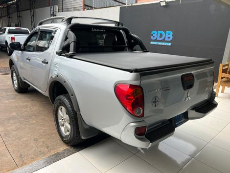 Mitsubishi L200 Triton GLS 3.2 CD TB Int.Diesel Mec