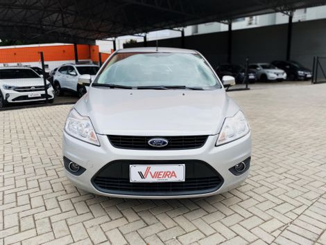 Ford Focus 1.6 S/SE/SE Plus Flex 8V/16V  5p