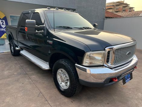 Ford F-250 XLT 4.2 180cv CD TB Diesel