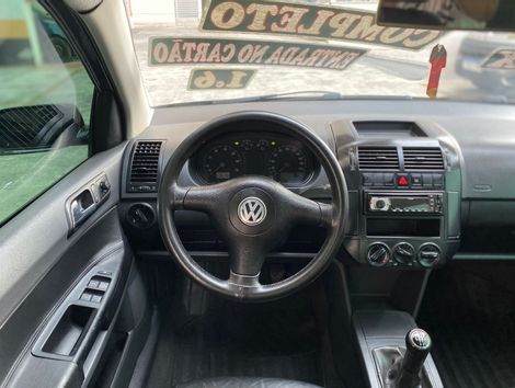 VolksWagen Polo Sedan 1.6 Mi Total Flex 8V 4p