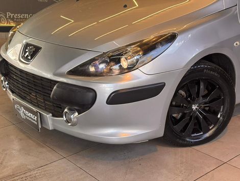 Peugeot 307 Feline/Griff/Premi. 2.0 Flex 5p Aut.