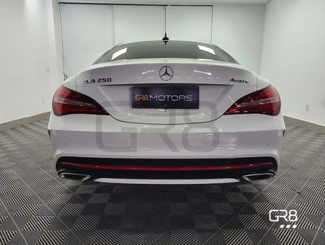 Mercedes CLA-250 Sport 4MATIC 2.0 16V 211cv Aut.