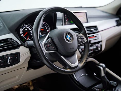 BMW X2 SDRIVE 18i 1.5 ActiveFlex 136cv Aut.
