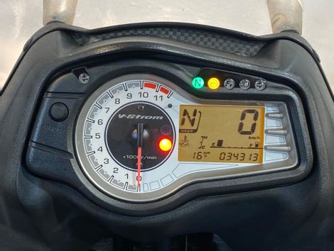 SUZUKI DL 650 V-STROM