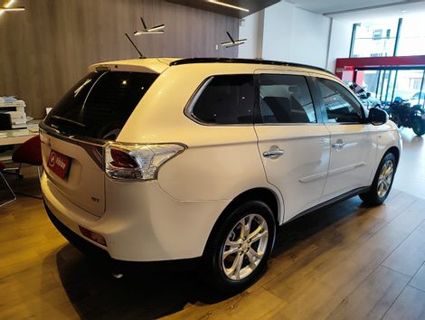 Mitsubishi OUTLANDER 3.0/ GT 3.0 V6 Aut.