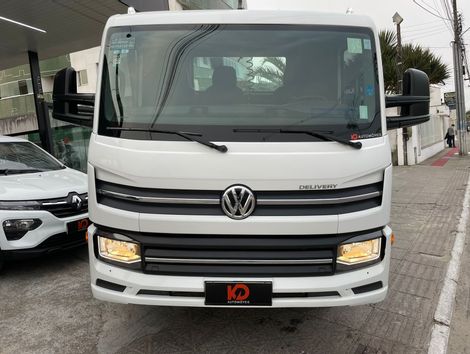 VOLKSWAGEN 11-180 Delivery 4x2 2p (diesel)(E6)