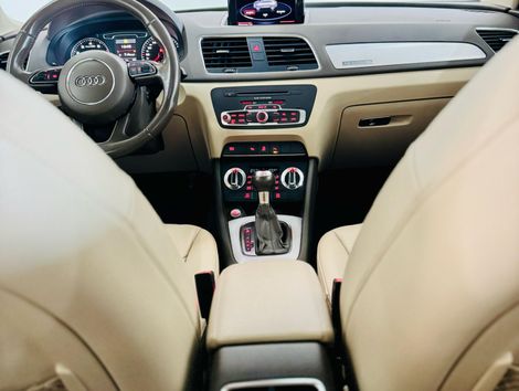 Audi Q3 2.0 TFSI Quat. 211/220cv S-tronic 5p